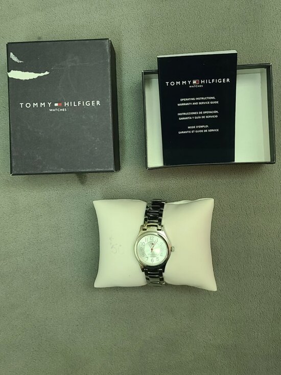 Tommy Hilfiger Accessories - Tommy Hilfiger Women Silver Stainless Steel Watch Link Bracelet Boxed Like New
